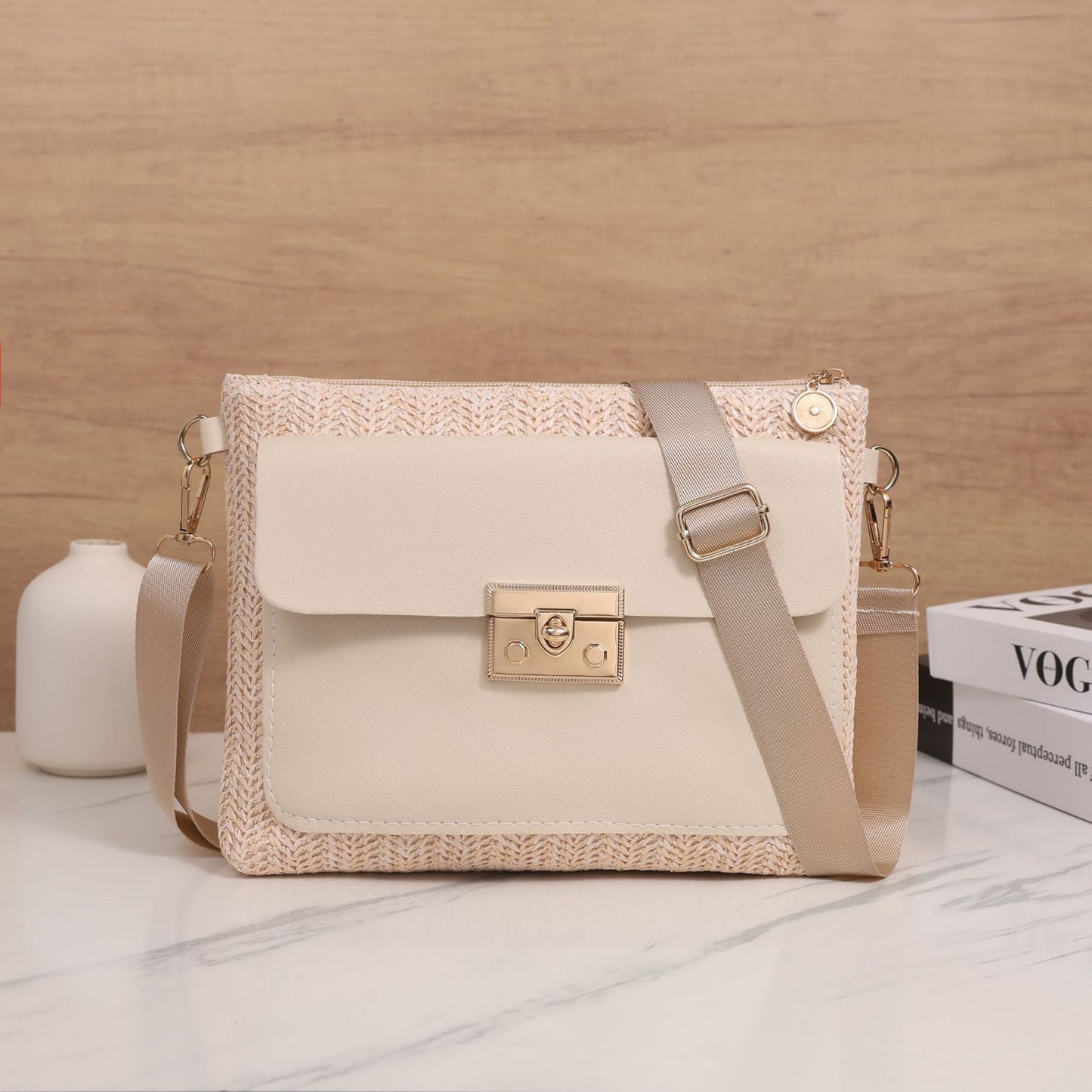 Trendy, Practical, and Easy-to-Carry Straw Shoulder Bag