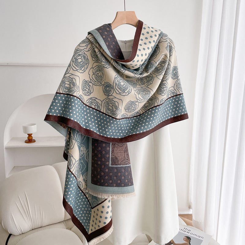 Everyday Warmth Scarf – Double-Sided Charm for Any Outfit