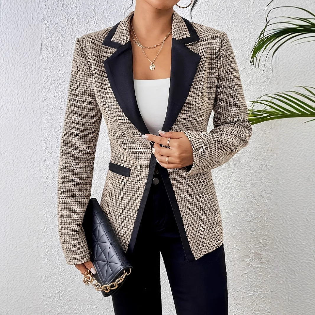 Classic Meets Modern: Houndstooth Plaid Graceful Suit Jacket