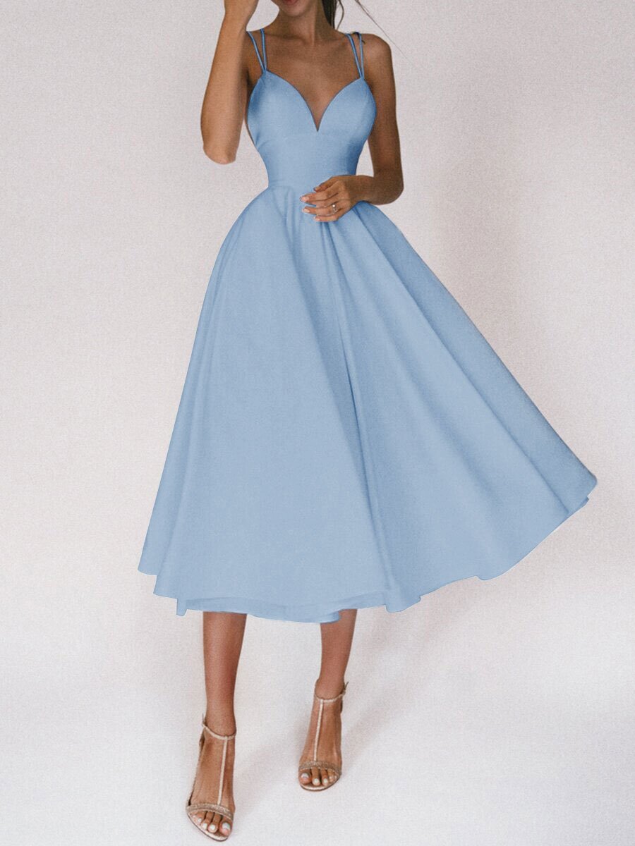 Elegant V‑Neck Dress – Breezy and Beautiful for Any Occasion