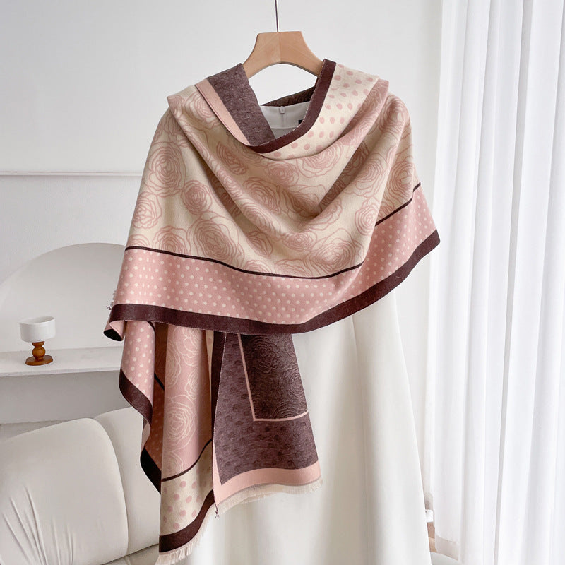 Everyday Warmth Scarf – Double-Sided Charm for Any Outfit