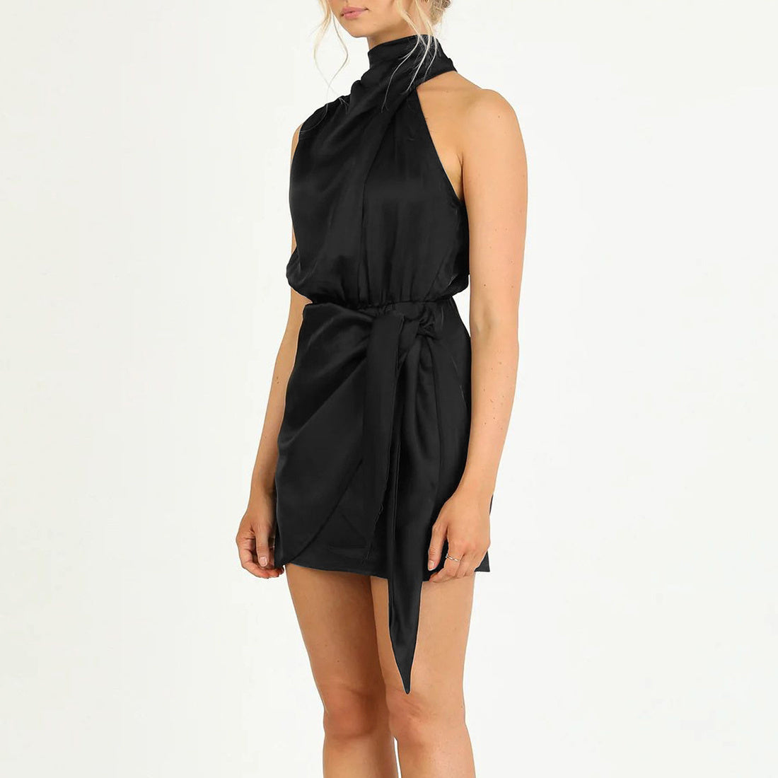 Glam Halter Dress That Turns Heads at Every Event