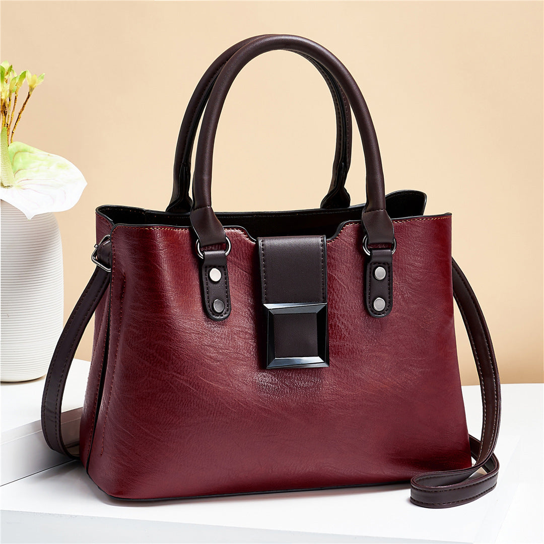 Elegant Big Buckle Handbag – Work-Ready & Weekend-Friendly
