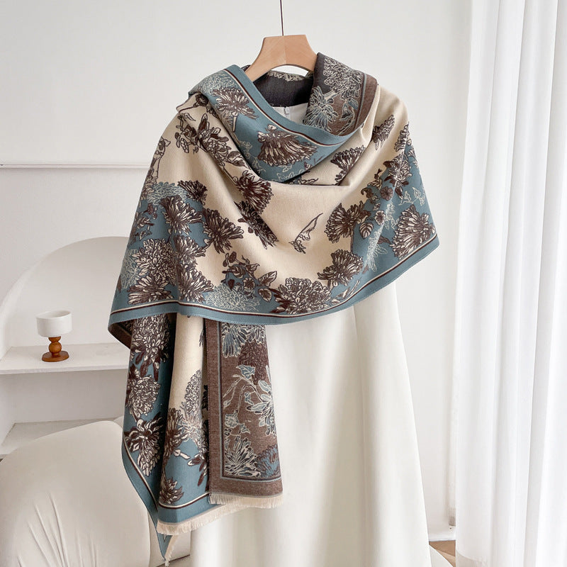 Everyday Warmth Scarf – Double-Sided Charm for Any Outfit